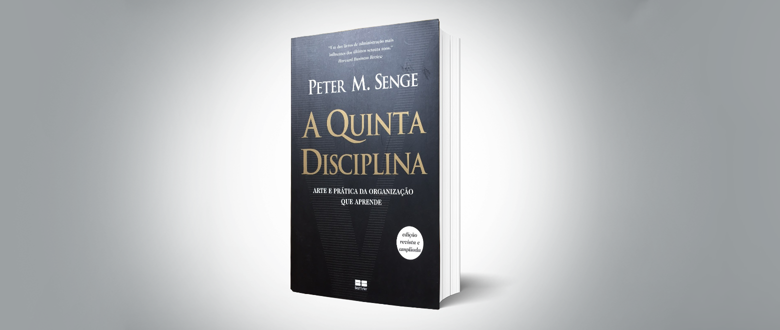 Capa do livro "A quinta disciplina